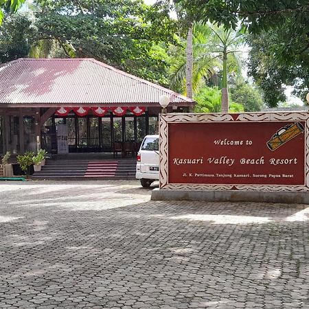 Kasuari Valley Beach Resort Sorong Εξωτερικό φωτογραφία
