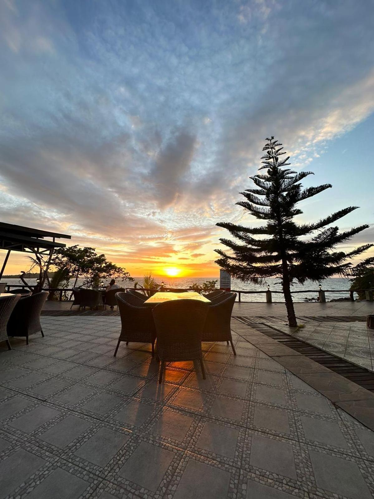 Kasuari Valley Beach Resort Sorong Εξωτερικό φωτογραφία