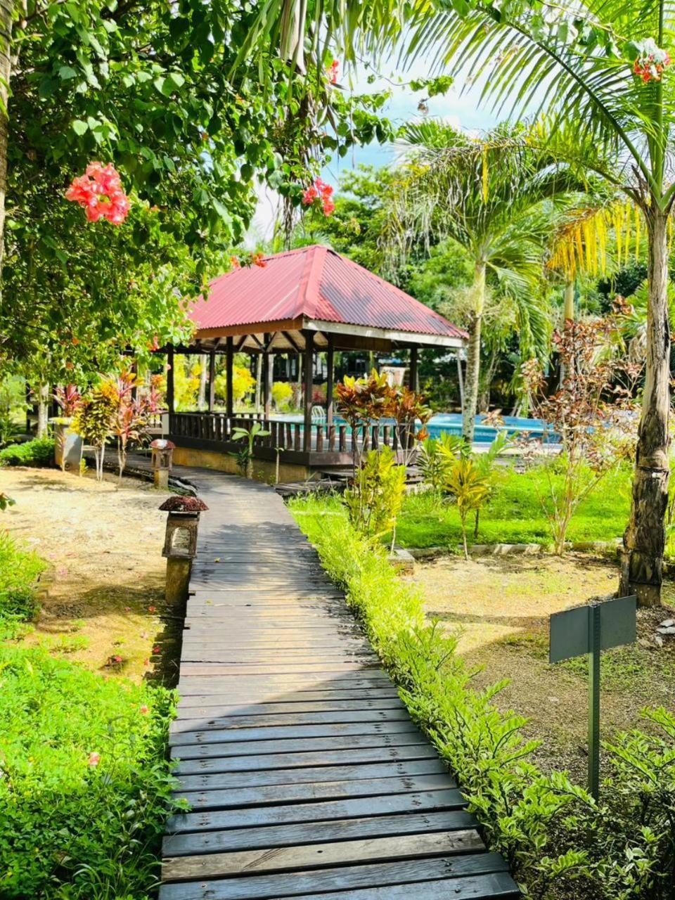 Kasuari Valley Beach Resort Sorong Εξωτερικό φωτογραφία